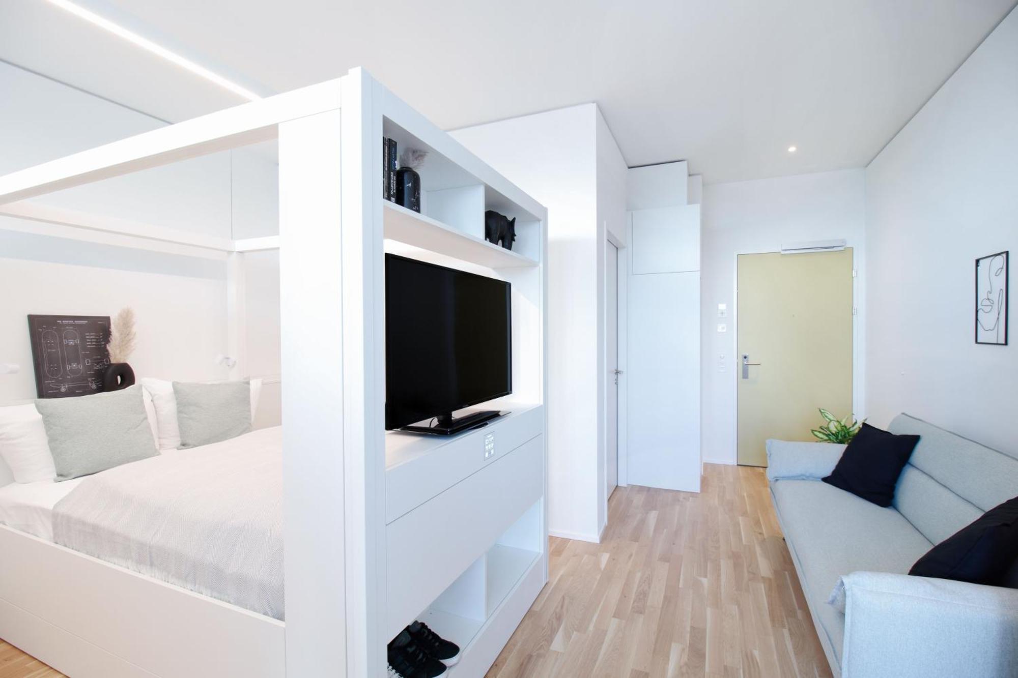 Loewe Apartments Am Rheinfall Нойхаузен ам Райнфал Екстериор снимка